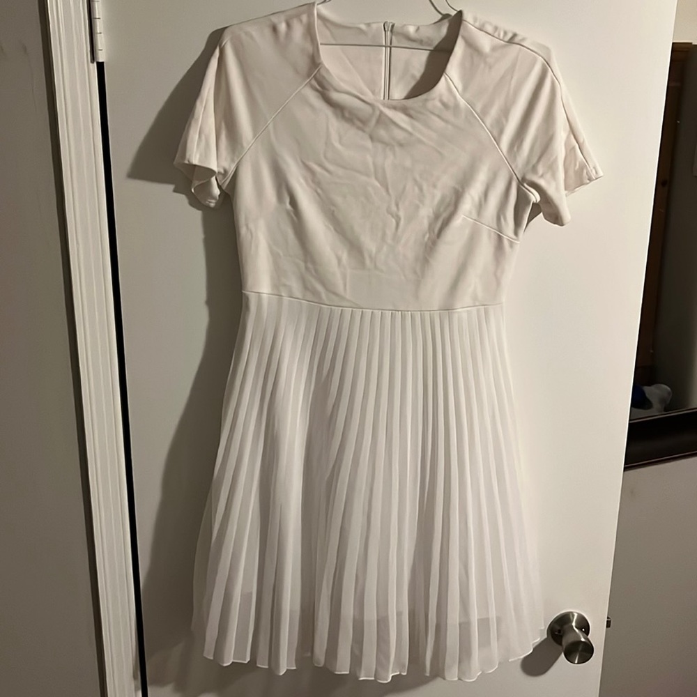 White flowy dress, size L